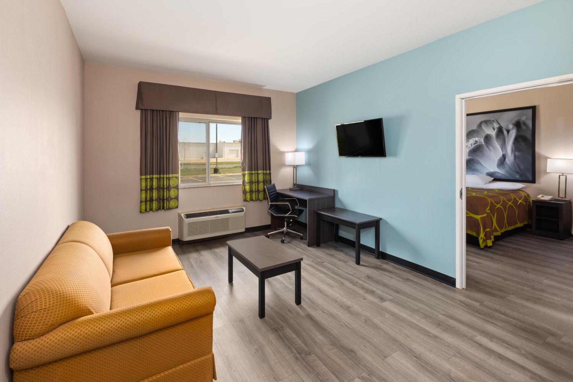 Отель Super 8 By Wyndham Lubbock West Экстерьер фото